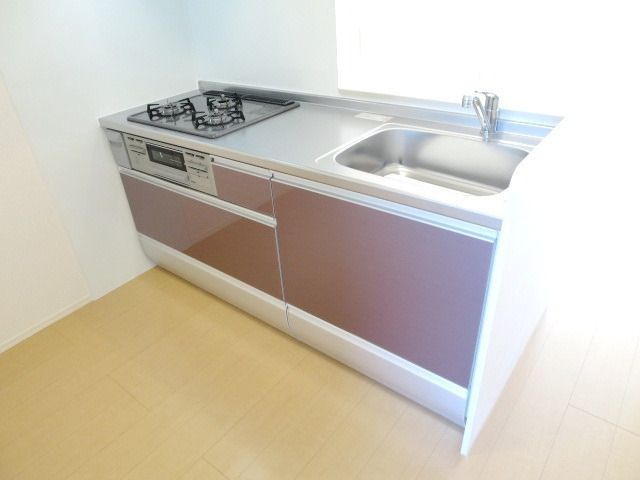 キッチン　カウンターキッチンは料理が楽しくなります★3口コンロで料理…