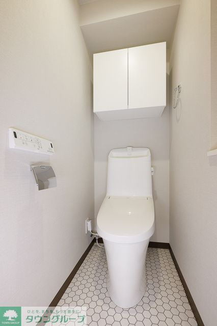 トイレ　※写真は同タイプ住戸です。