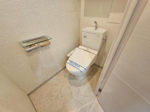 トイレ　シャワー付トイレ