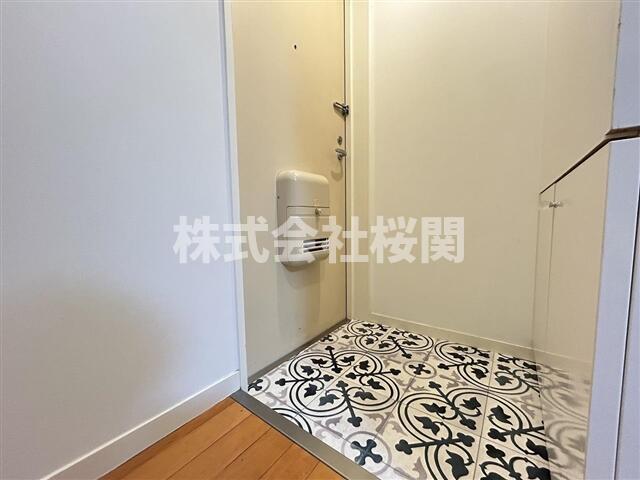 玄関　?