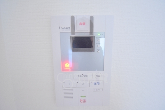 セキュリティ　モニター付きインターホン