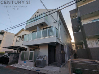 建物外観　オートロック、防犯カメラ、完備♪オール電化！