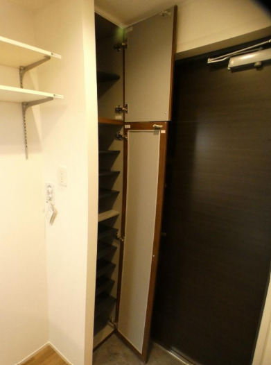 玄関　シンプルで使いやすい玄関です