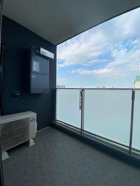 バルコニー　浴室乾燥機完備