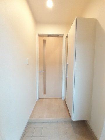 玄関　明るい玄関です
