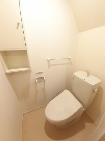 トイレ　清潔感のあるトイレです