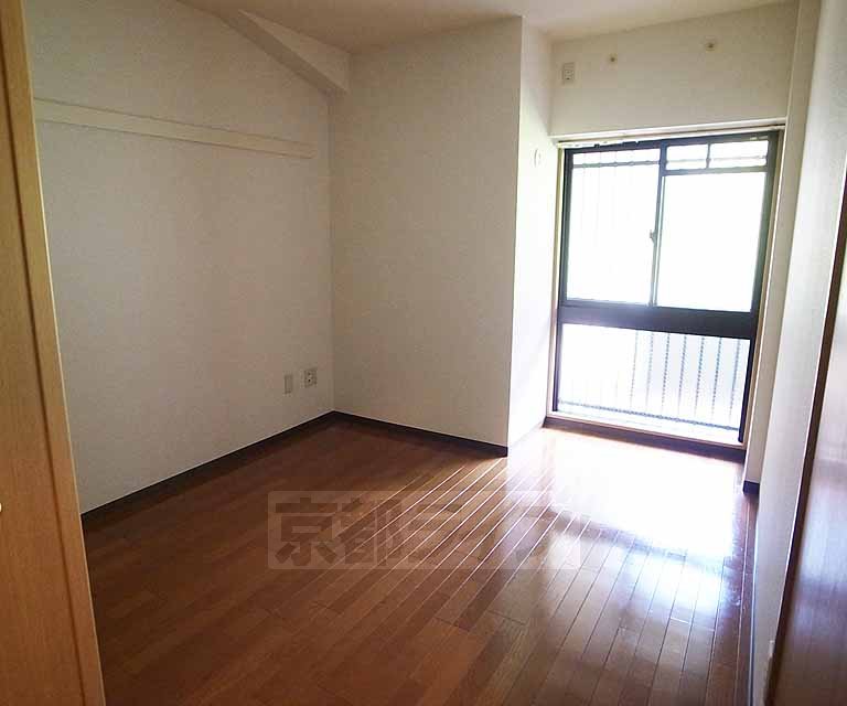 居室・リビング　日当たりのよいお部屋です