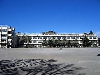 中学校　府中市立府中第二中学校（中学校）まで529m
