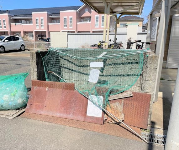 その他　専用ゴミ置き場