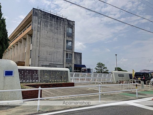 小学校　港小学校（小学校）まで3982m