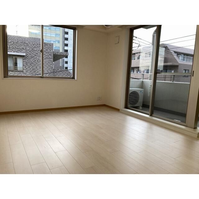居室・リビング　ゆったりとした居間です