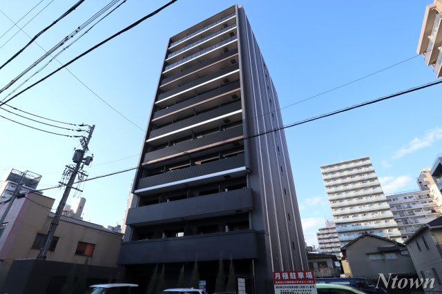 建物外観　ゆったりとした居間です