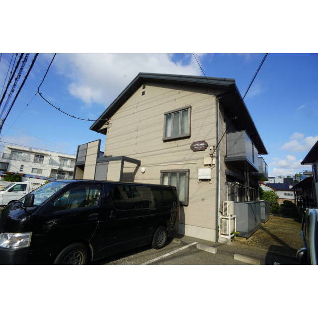 建物外観　シャーメゾンでおなじみ積水ハウス施工♪