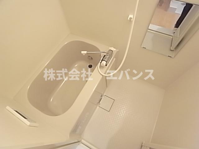 バス・シャワールーム　お風呂で日々の疲れを落としましょう