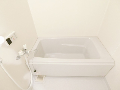 バス・シャワールーム　別部屋の写真です。現況優先となります。