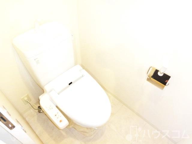 トイレ　温水洗浄便座でお尻が冷えません！