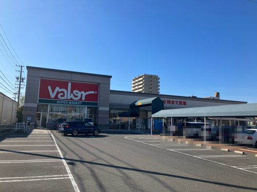 スーパー　バロー 東起店（スーパー）まで639m