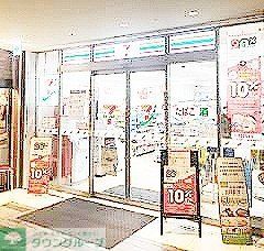 コンビニ　セブンイレブン神田淡路町ワテラス店（コンビニ）まで450m