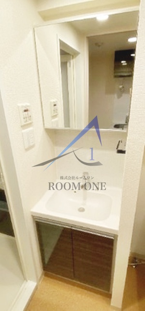 洗面設備　洗面台です。