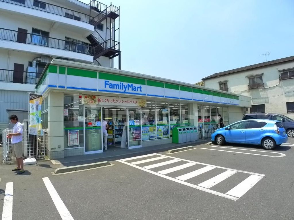 コンビニ　ファミリーマート堀之内一丁目店（コンビニ）まで250m