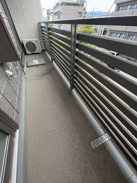 バルコニー