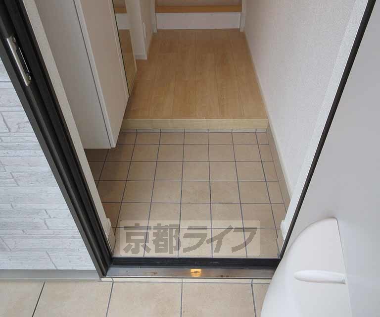 玄関　来客も安心の広さです