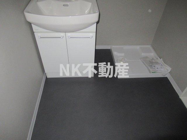 洗面設備　脱衣スペースもあります