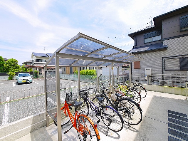 その他設備　駐輪場完備