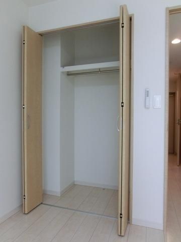 収納　奥行きのあるクローゼット