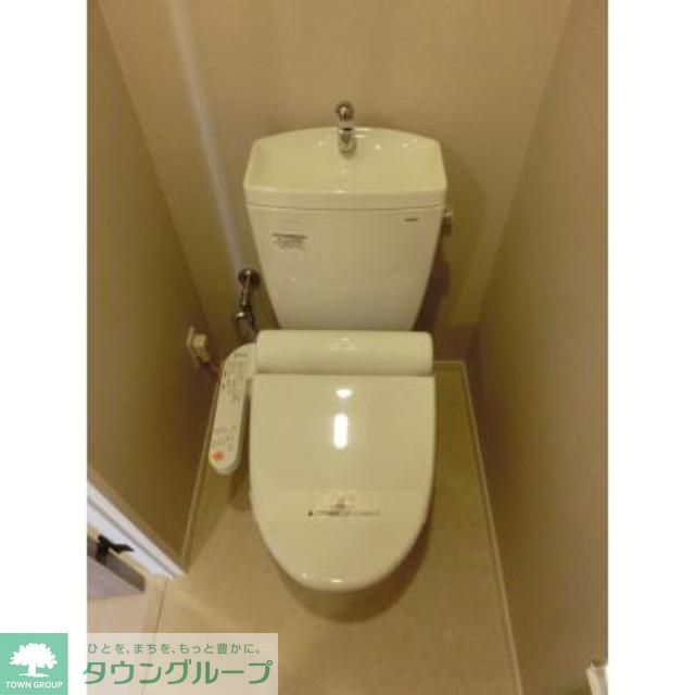 トイレ　※写真は同タイプ住戸です。