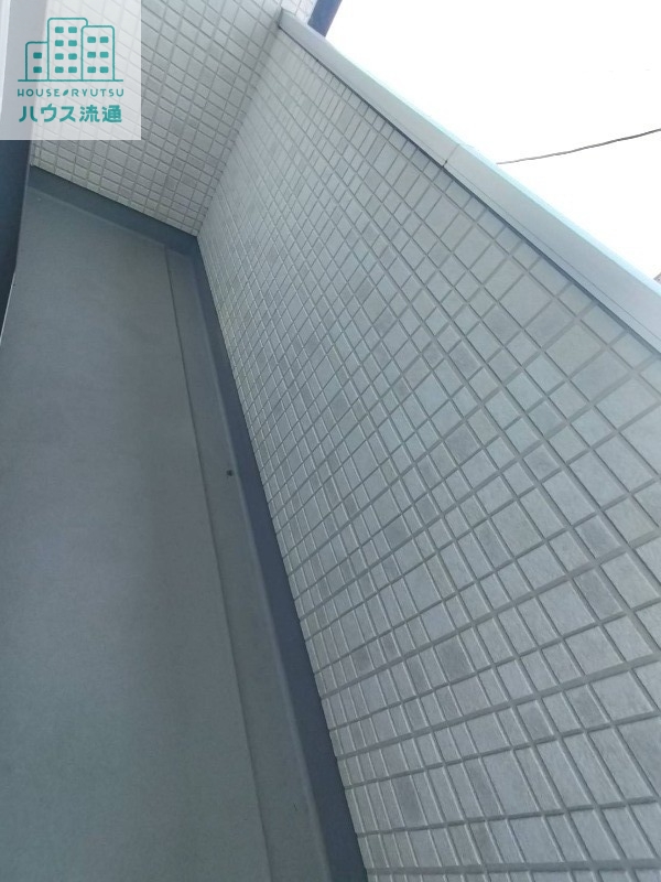 バルコニー　※写真は別号室になります