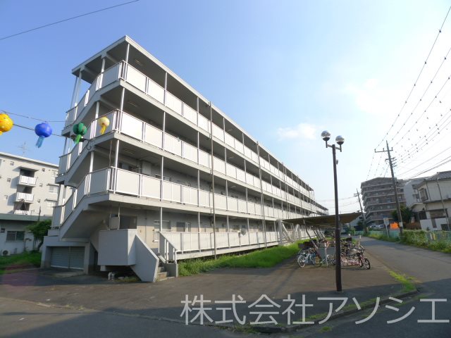 建物外観　越谷市内のお部屋探しは、アソシエ住まいの窓口にお任せください