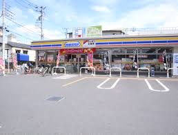 コンビニ　ミニストップ 青戸5丁目店（コンビニ）まで621m