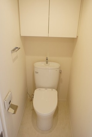 トイレ　別号室参考写真