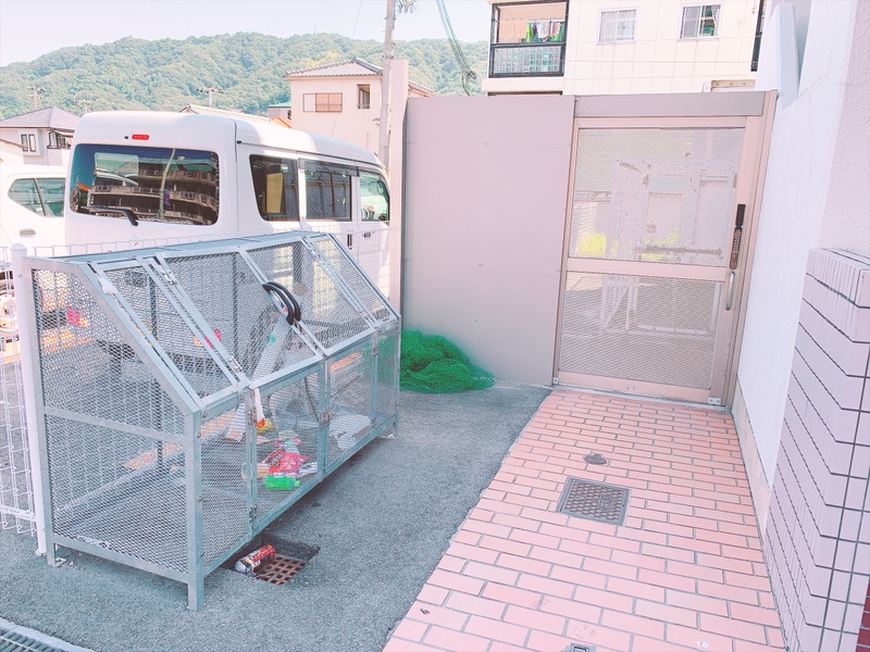 野崎駅前ビルの外観写真