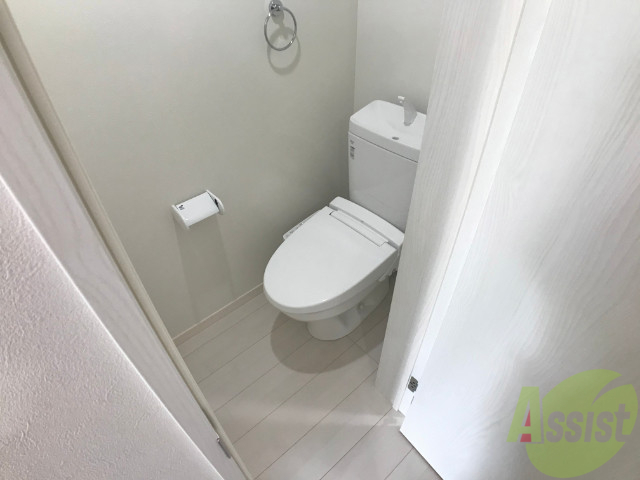 アヴァンセ高砂2のトイレ写真