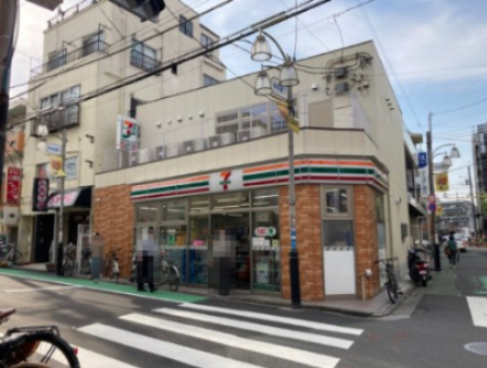 コンビニ　セブンイレブン（コンビニ）まで148m