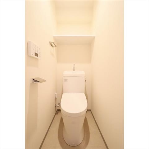 グランカーサ横濱石川町のトイレ写真