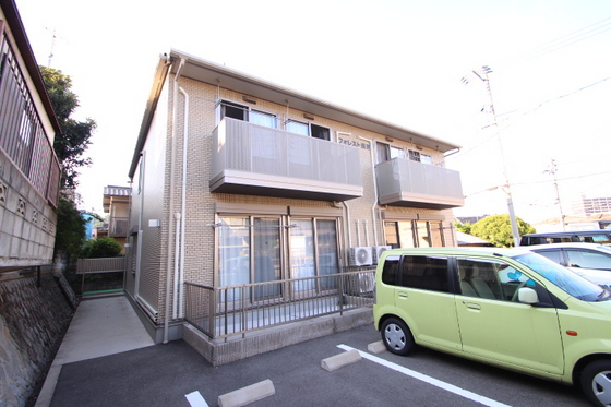 フォレスト長束の外観写真
