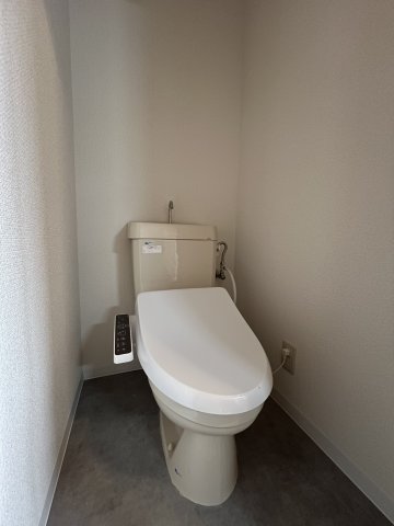 トイレ　シャワー付トイレ