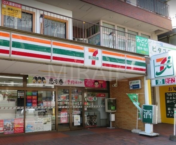 コンビニ　セブンイレブン横浜長津田4丁目店（コンビニ）まで510m