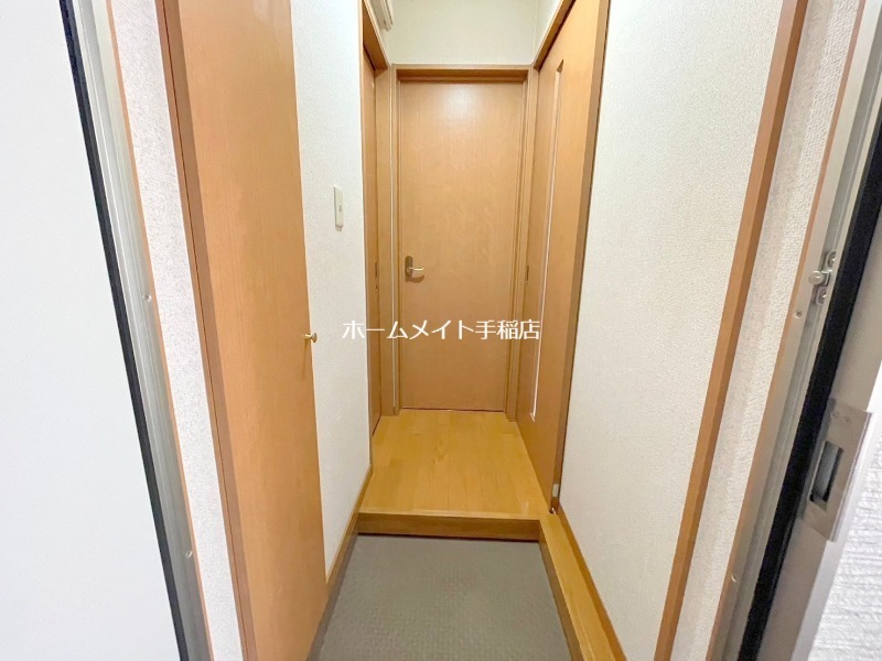 玄関　玄関スペース、シューズボックス付きです♪