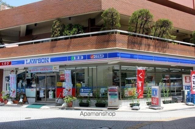 コンビニ　ローソン　大阪港駅前店（コンビニ）まで139m