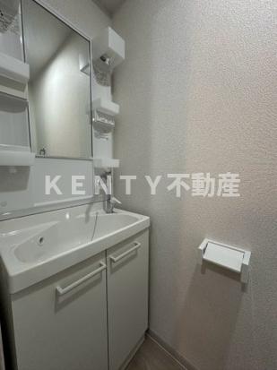 洗面設備　コンパクトで使いやすい洗面所