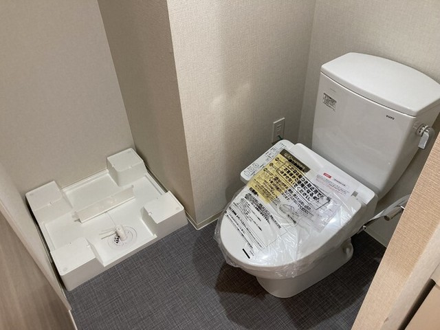 トイレ　ウォシュレット付