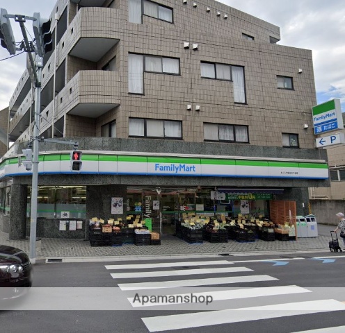 コンビニ　ファミリーマート（コンビニ）まで427m