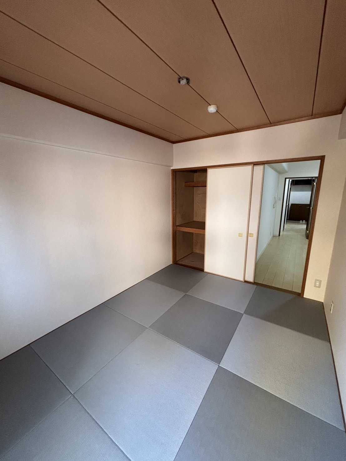 ウォームスヴィル六甲南2の居間写真