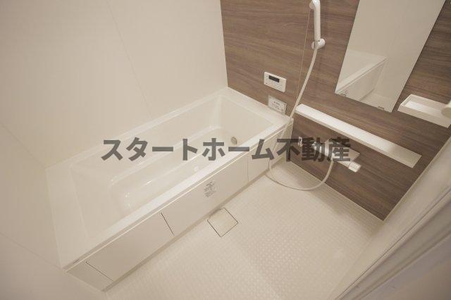 ＪＲ徳島線 鮎喰駅 徒歩8分 2階建 築5年の風呂写真
