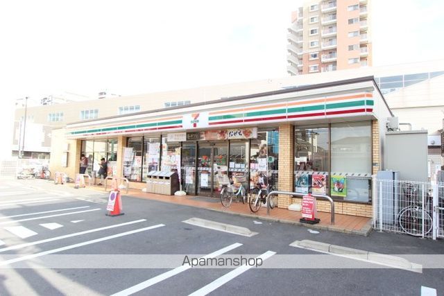 コンビニ　セブンイレブン（コンビニ）まで94m