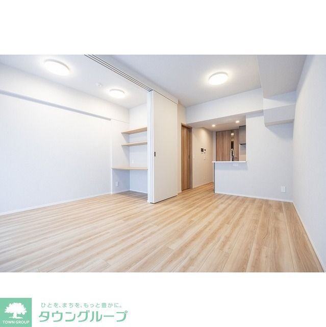 デュオフラッツ一之江Eastの居間写真
